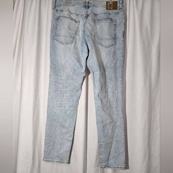 Aeropostale Athletic Skinny Premium Air Jean 33x32 - Picture 7 of 13